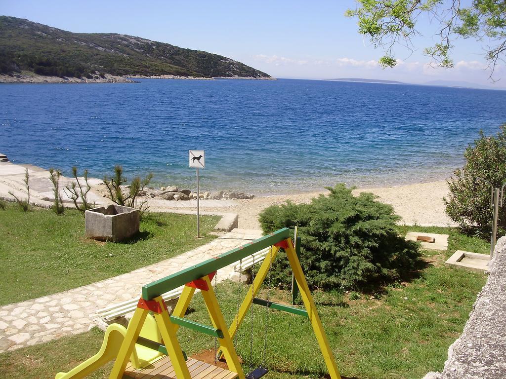 Vila Family House Lana Osor Exteriér fotografie