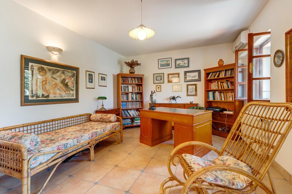 Vila Family House Lana Osor Exteriér fotografie