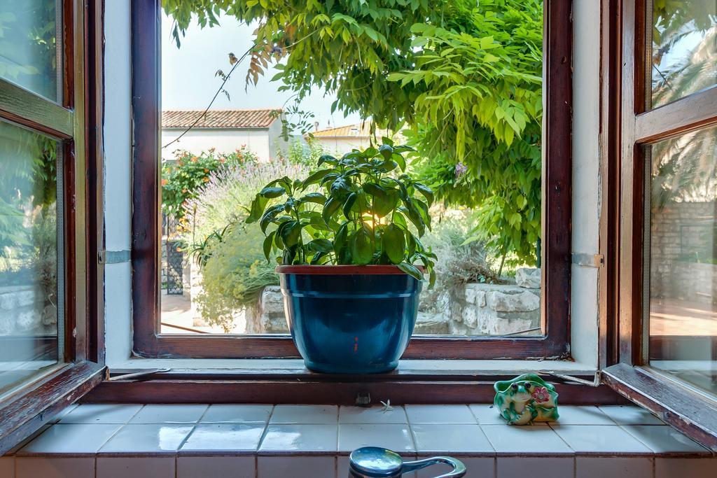 Vila Family House Lana Osor Exteriér fotografie
